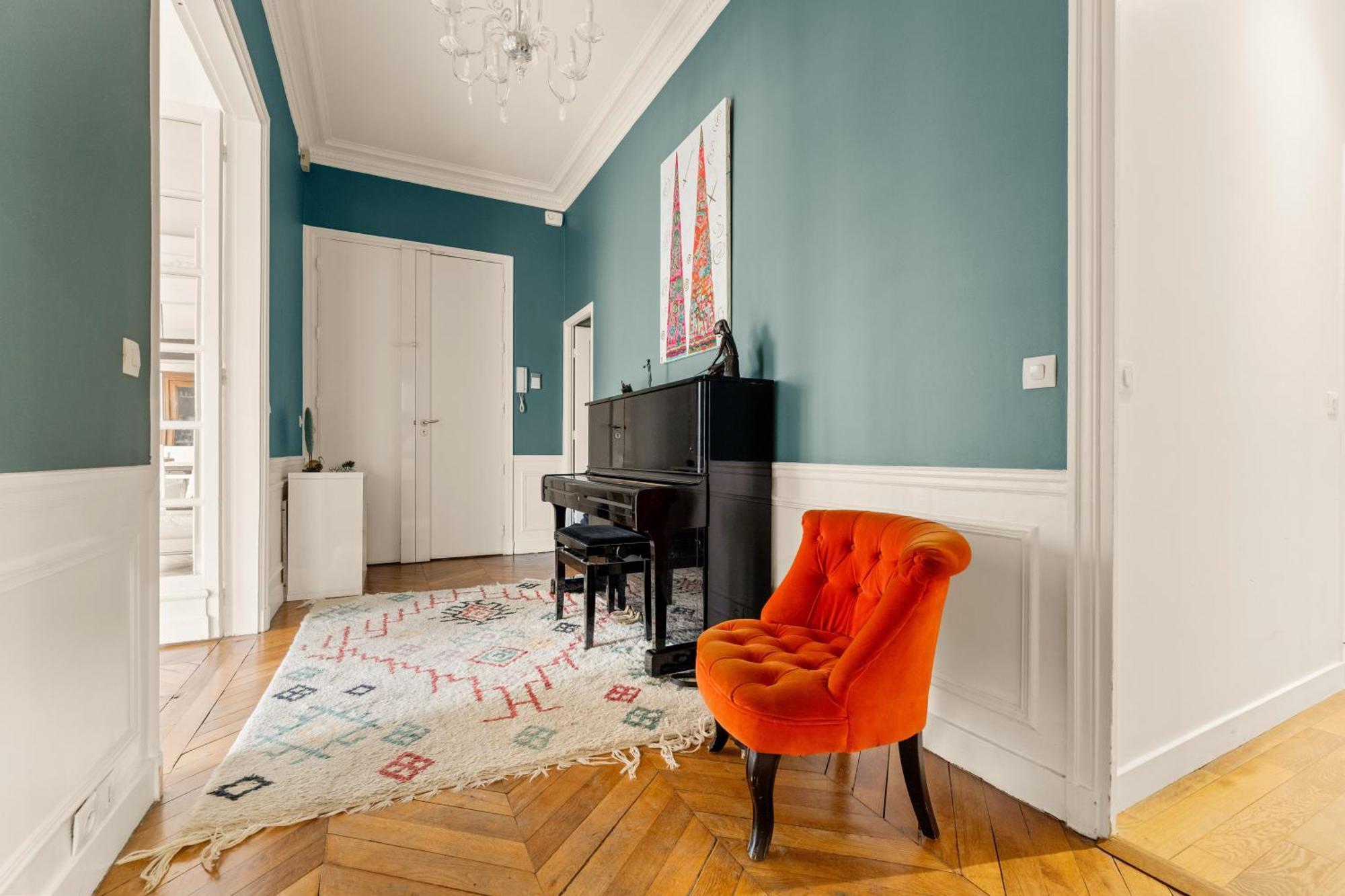 Ecole Militaire Apartment *