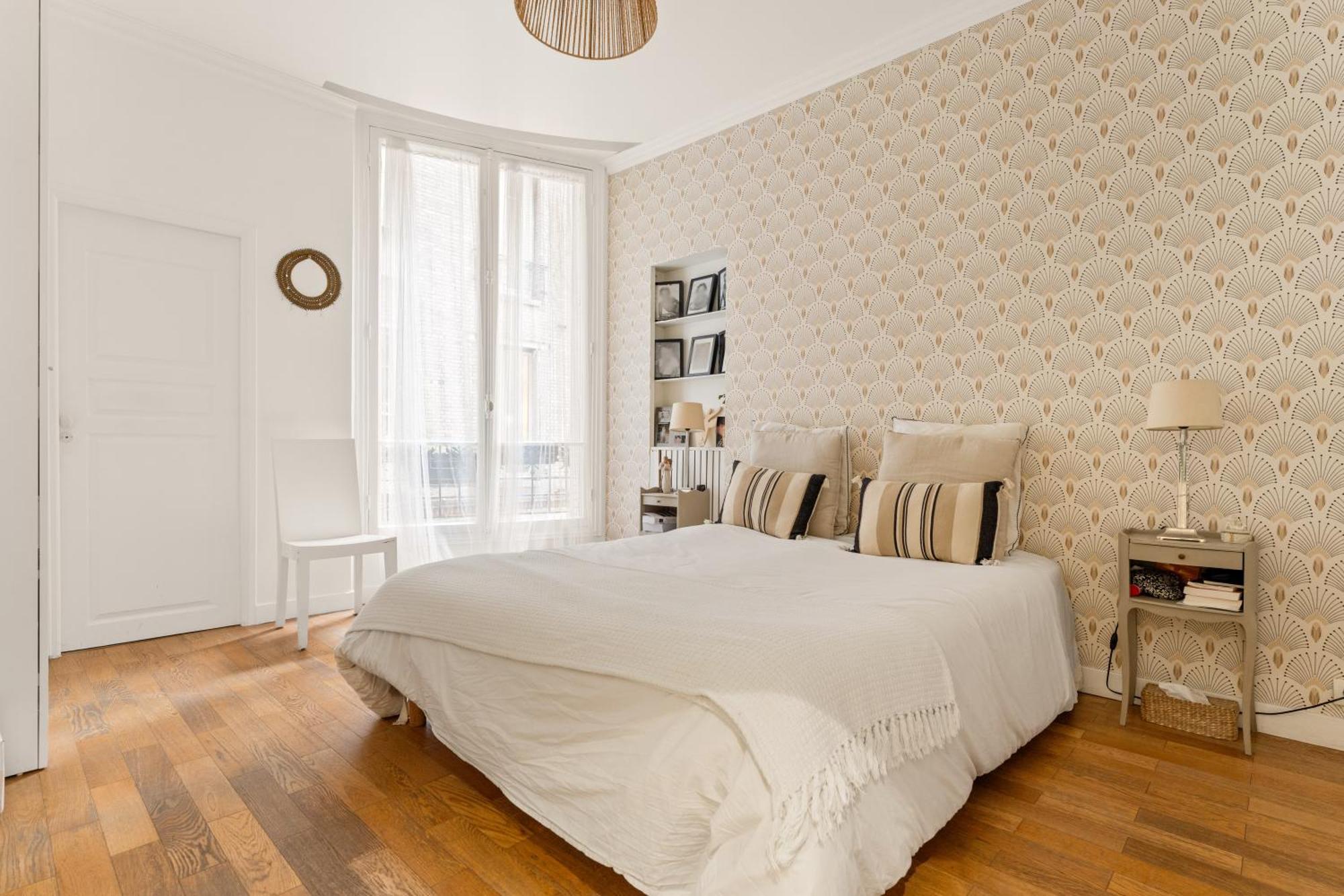 Apartment Ecole Militaire